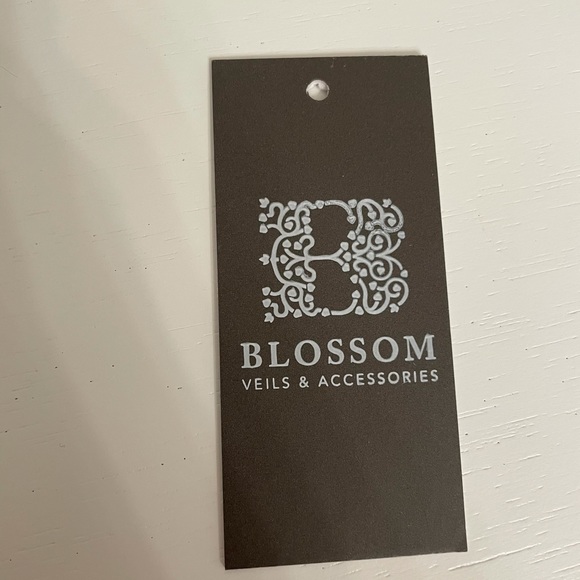 Blossom Bridal Belt - Picture 3 of 9